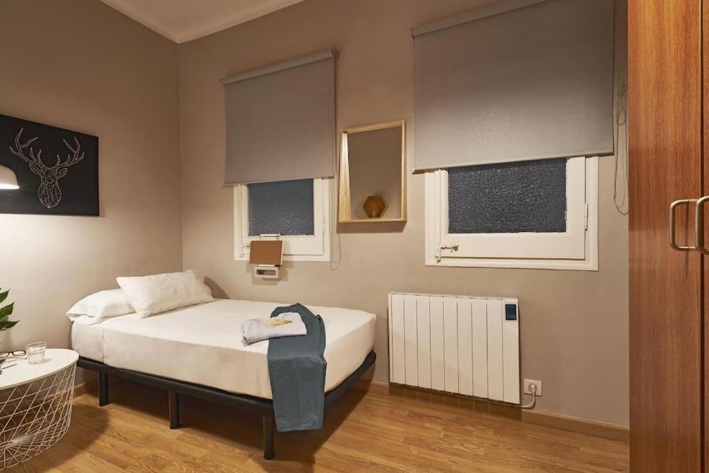 Magnificent 4 Bedroom Apartment In Eixample Barcelona Zewnętrze zdjęcie